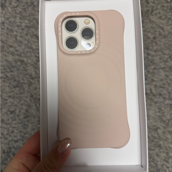 Casetify Ripple Case - Beige - Picture 5 of 5